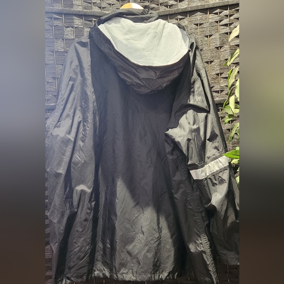 CAT jacket - Picture 3 of 13